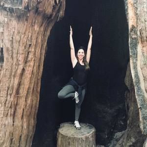 Meet your Posher, Angela